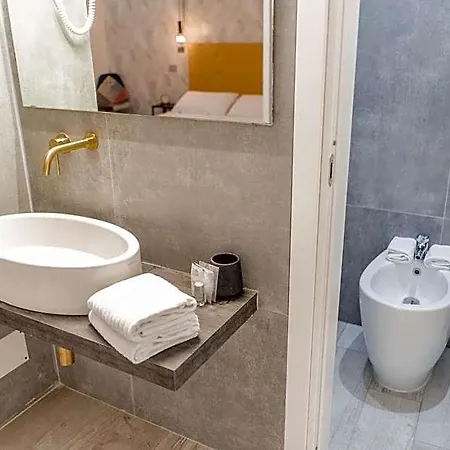 Gasthuis Irooms - Spanish Steps 4*