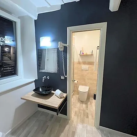 Irooms - Spanish Steps 4* Rome