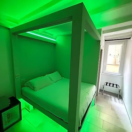 Irooms - Spanish Steps