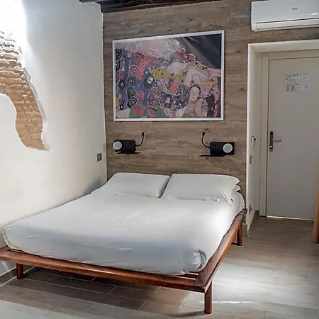 Irooms - Spanish Steps 4*