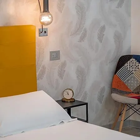 Gasthuis Irooms - Spanish Steps Rome