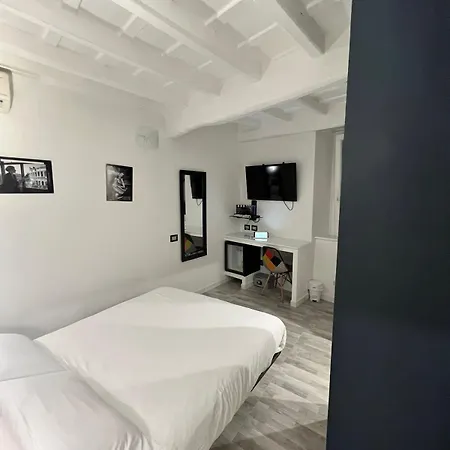 Irooms - Spanish Steps 4*
