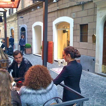 Irooms - Spanish Steps