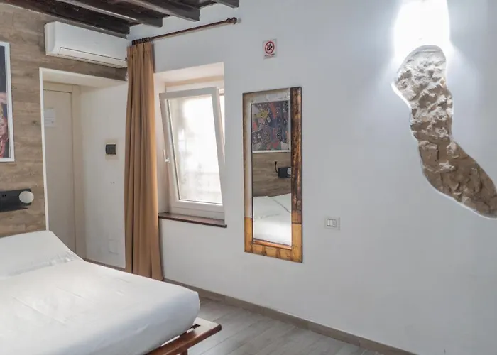 Pensión Irooms - Spanish Steps 4*