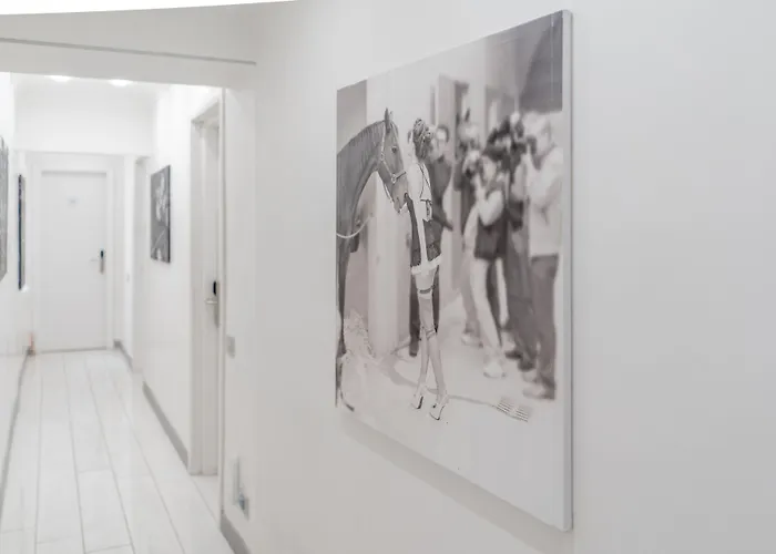 Irooms - Spanish Steps