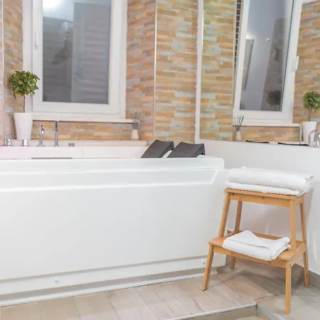 Irooms - Spanish Steps