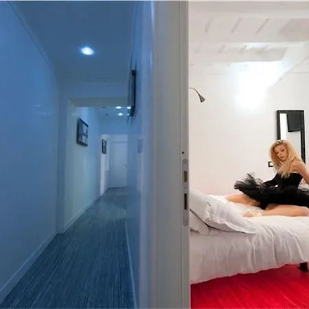 Irooms - Spanish Steps בית הארחה רומא