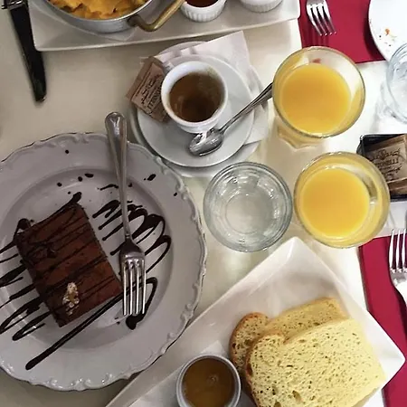 Πανσιόν Irooms - Spanish Steps 4*